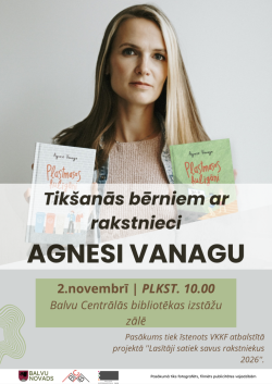 Attēlā redzama sieviete ar grāmatām