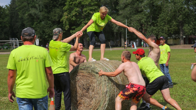 Netradicionālās sporta spēles zemniekiem Baltinavā 2023