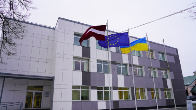 Balvu novada pašvaldība pauž solidaritāti Ukrainas tautai un izkar Ukrainas valsts karogu