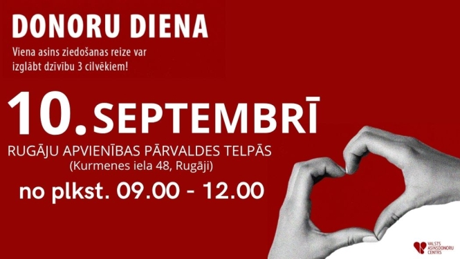 Uz sarkana fona redzamas rokas, kas veido sirds formu. Attēls aicina iedzīvotājus piedalīties Donoru dienā Rugājos.