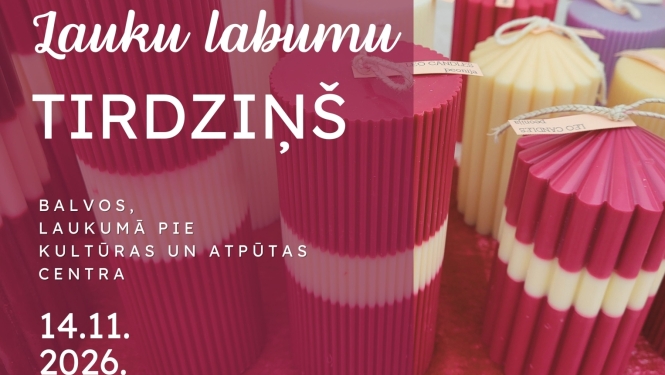 Attēlā redzamas sveces