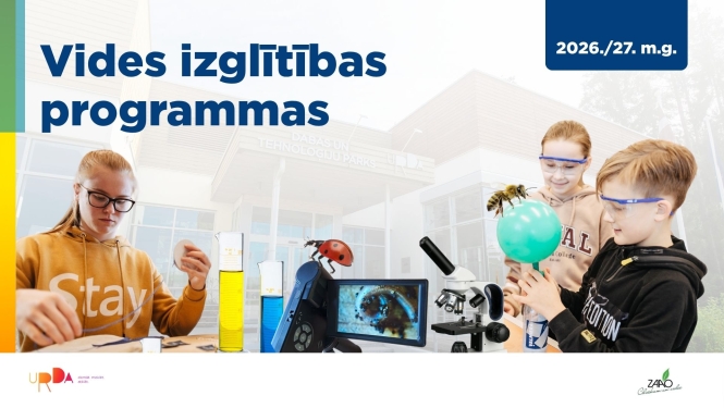 Attēlā redzami trīs bērni.