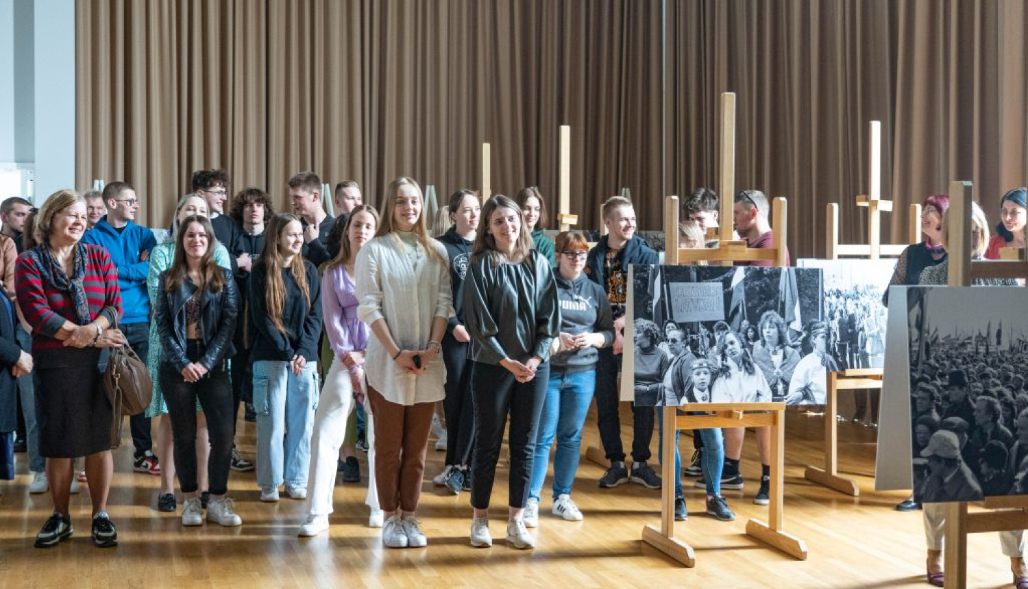 Iepazīsti tuvāk Deklarāciju par Latvijas Republikas neatkarības atjaunošanu