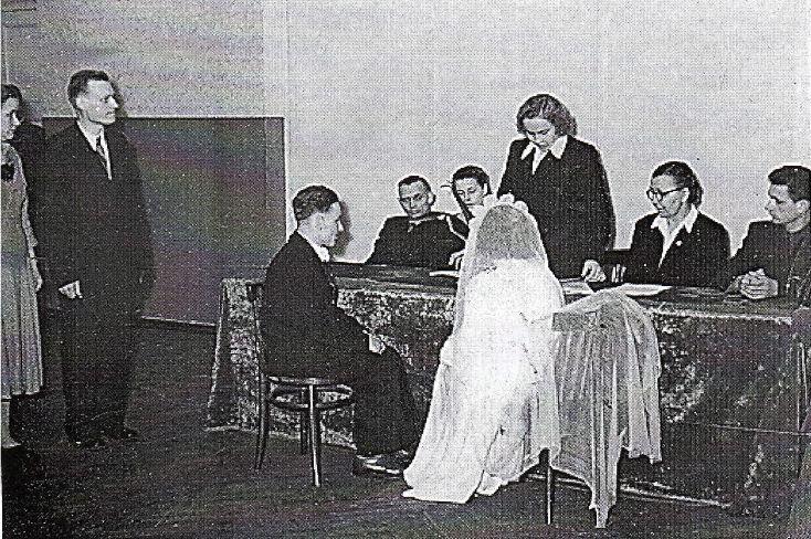 Pirmās sabiedriskās kāzas Balvos