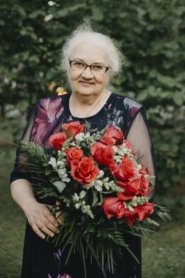 Vaira Resne
