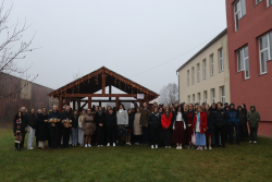 Balvu profesionālās un vispārizglītojošās vidusskola audzēkņi izveidotā āra terase