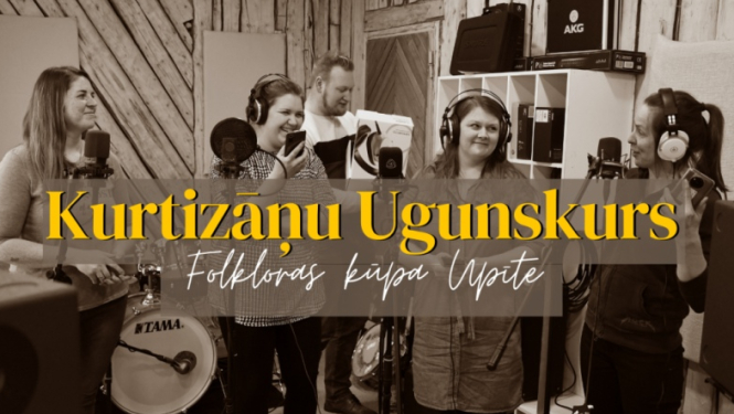 Folkloras kopa “Upīte” iztulko dziesmu “Kurtizāņu ugunskurs” Latgaliešu valodā