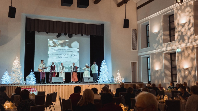 Atkalredzēšanās svētki pensionētajiem pedagogiem