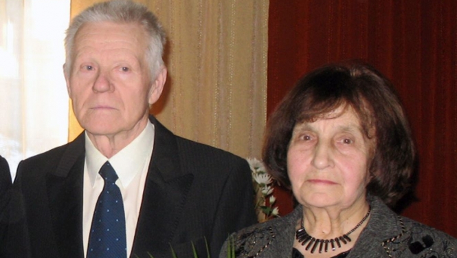 Aicina uz izstādes “Dedz gaismu sevī!” atklāšanu
