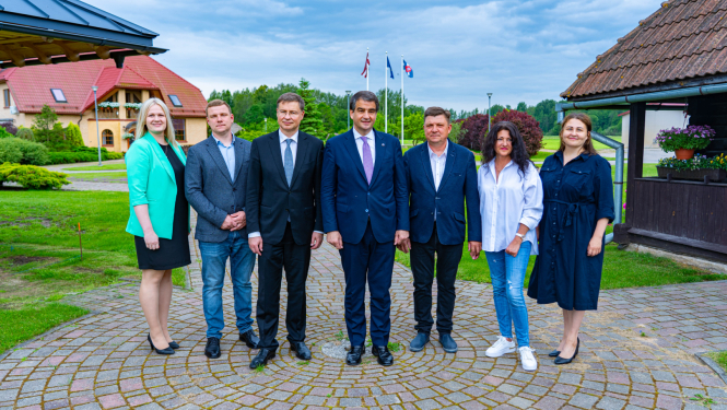 Balvu novadu apmeklē Eiropas Komisijas priekšsēdētājas izpildvietnieks
