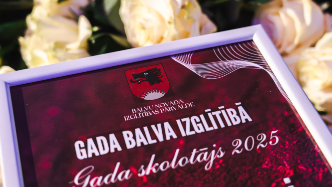 Apbalvojuma raksts ''Gada skolotājs 2025'' 