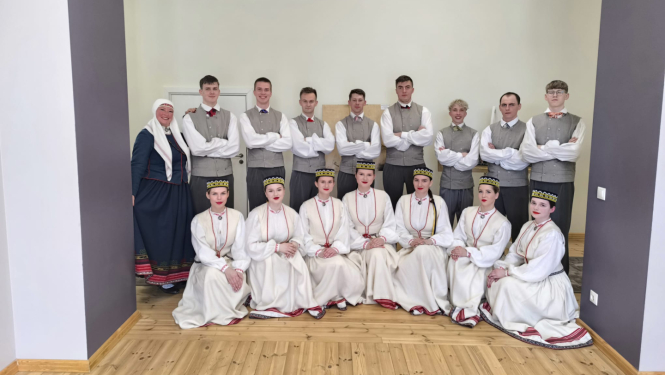 “Bitīt’ matos” – 15