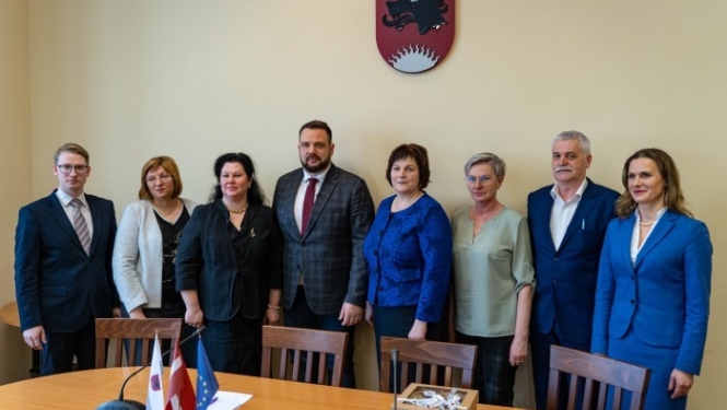 Satiksmes ministrs Jānis Vitenbergs savā pirmajā reģionālajā vizītē apmeklē Balvu novadu