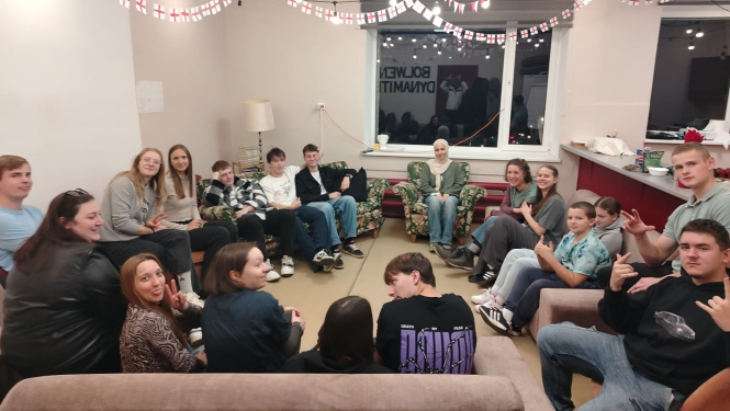 Balvu novada jaunieši kopā ar brīvprātīgo Niku  no Gruzijas