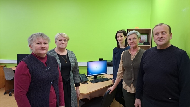 Foto (no kreisās): Anita Kokoreviča, Tamāra Locāne, Lauma Kaļva, Ruta Cibule, Andris Mežals