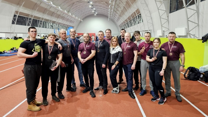 Balvu novada sportistiem veiksmīgs posms spiešanā guļus