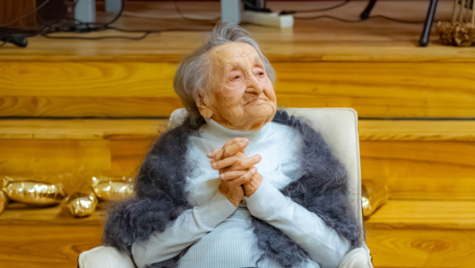 100 gadniece Olga Zelča