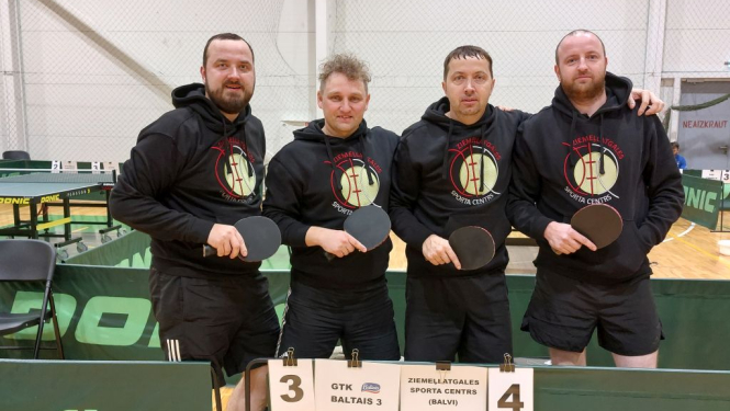 Galda tenisa komanda uzsākusi Latvijas komandu čempionātu