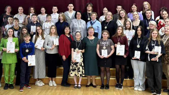 Izteiksmīgās runas konkursa ''Bērnu dzejnieki'' dalībnieki