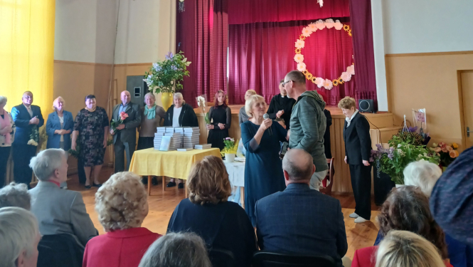 „No šīs zemes cēlušies esam”