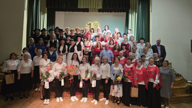 Pilngadības svētkus aizvadījusi līnijdeju grupa “Punktiņi”