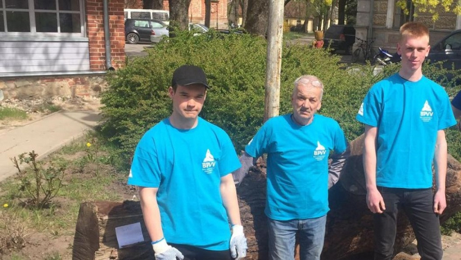 Kokapstrādes nozares skolotāju un audzēkņu radošais plenērs Kuldīgā