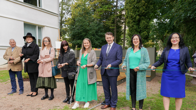 Radošās terases pie Balvu Mākslas skolas atklāšanas svētki