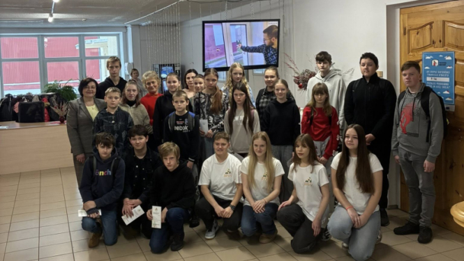 Bērzpils pamatskolas pašpārvaldes dalībnieki Balvu profesionālajā un vispārizglītojošajā vidusskolā