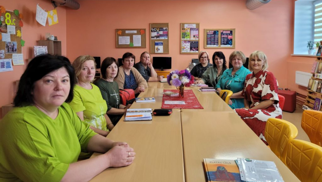 Aizvadīta skolu bibliotekāru sanāksme