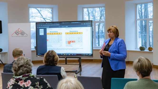 Ikmēneša tikšanās laikā pārrunā aktuālos jautājumus