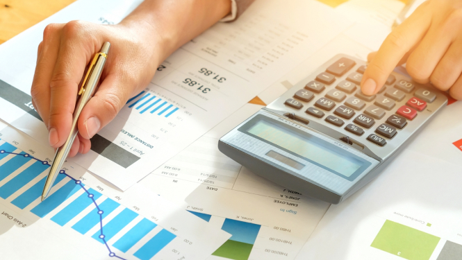 Piešķirts līdzfinansējums daudzdzīvokļu māju energoefektivitātei un labiekārtošanai