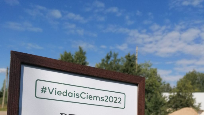Upītes ciems saņēmis atpazīstamības zīmi #VIEDAISCIEMS!