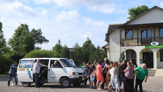 LU Humanitāro zinātņu fakultātes folkloristi dodas ekspedīcijā uz Balvu novada Viļaku