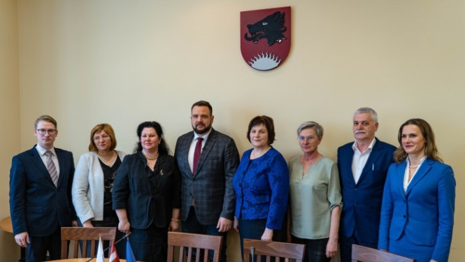 Satiksmes ministrs Jānis Vitenbergs savā pirmajā reģionālajā vizītē apmeklē Balvu novadu