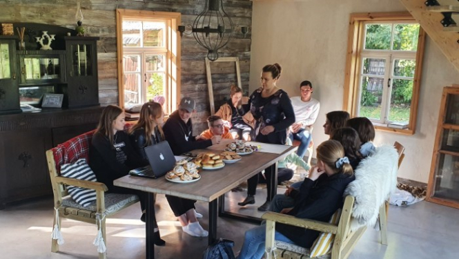 Jauniešu Labbūtības mēnesī iepazīstina ar psihoemocionālā atbalsta saņemšanas iespējām Balvu novada teritorijā