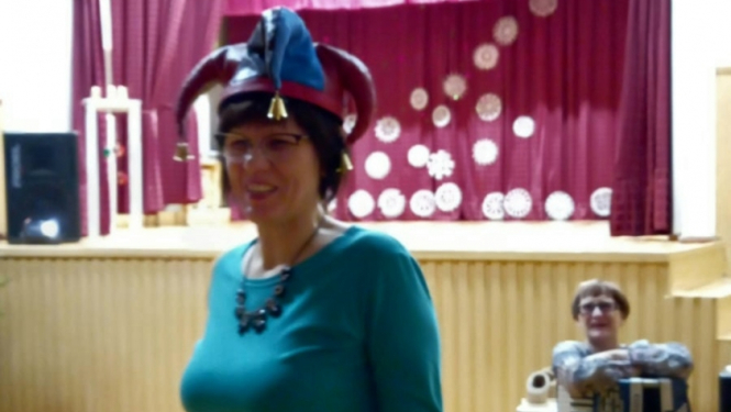 Āksta cepure meklē īpašnieku