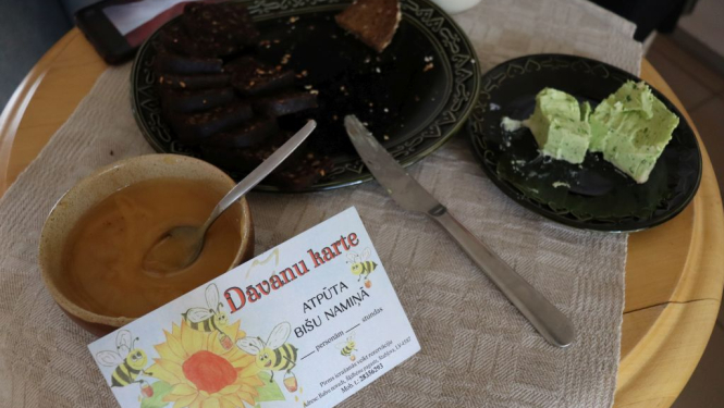 Svinot Latvijas Republikas Neatkarības atjaunošanas dienu