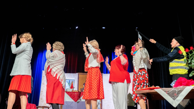 Aizvadīta Balvu novada amatierteātru skate