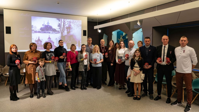 Apbalvoti "Sporto pretī valsts svētkiem 2024" dalībnieki