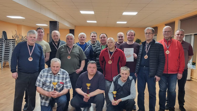 Noslēdzies pavasara turnīrs vīru spēlē - zolītē