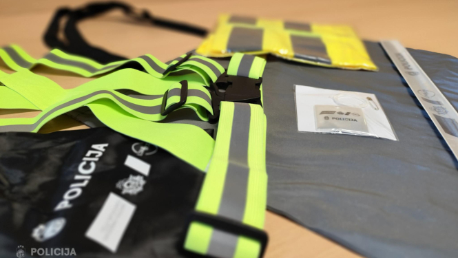 zibakcija izgaismo tumsu