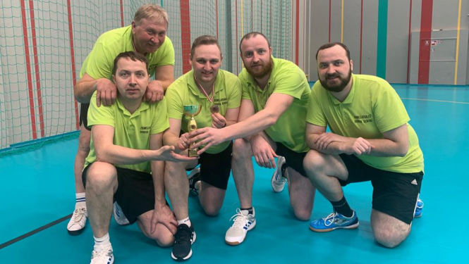 Sporta centra komanda galda tenisā