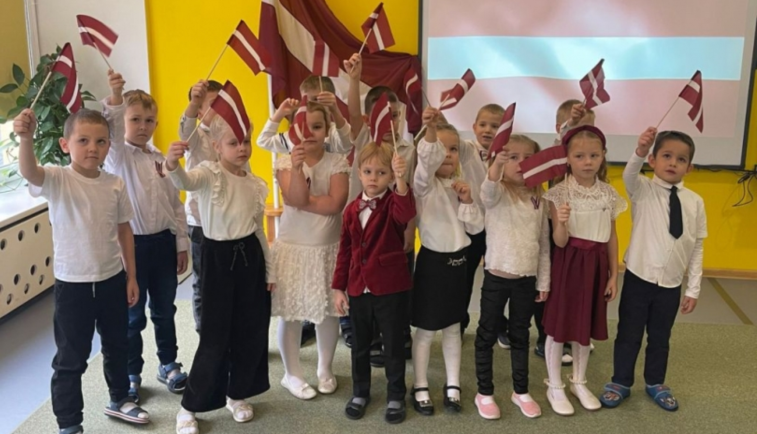 Daudz laimes, Latvija!