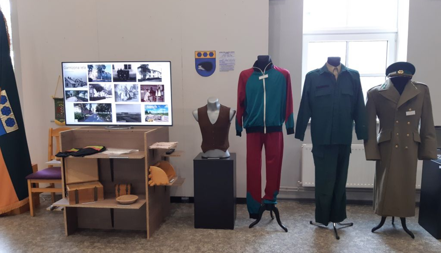 Izstādes “Viļakas pilsētai -80” atklāšana