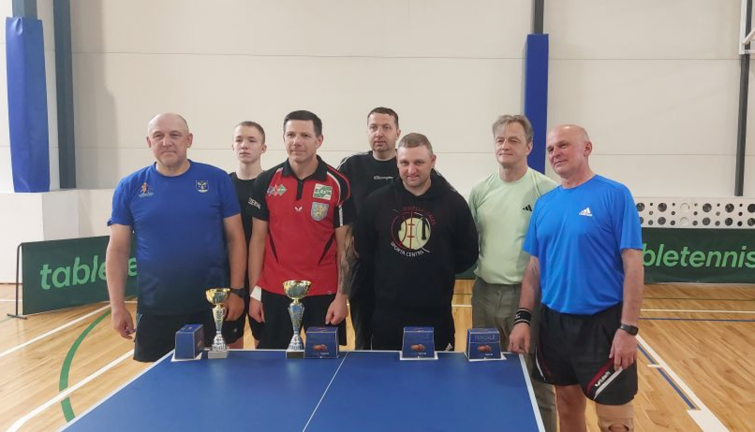 Aizvadīta vasaras kausa izcīņa galda tenisā