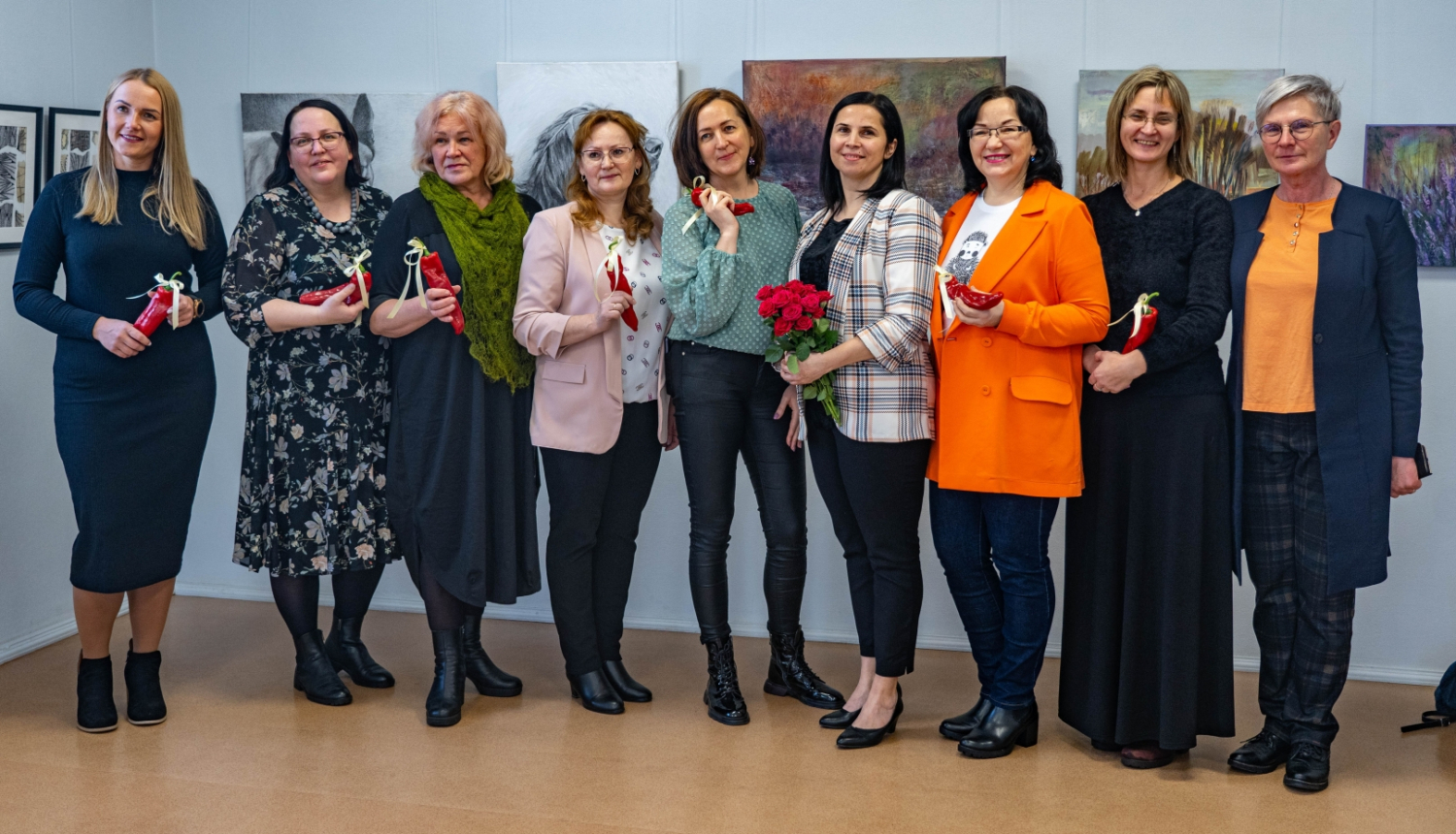 “Paši savā pārsteigumā” – Balvu Mākslas skolas darbinieku dāvana pilsētai