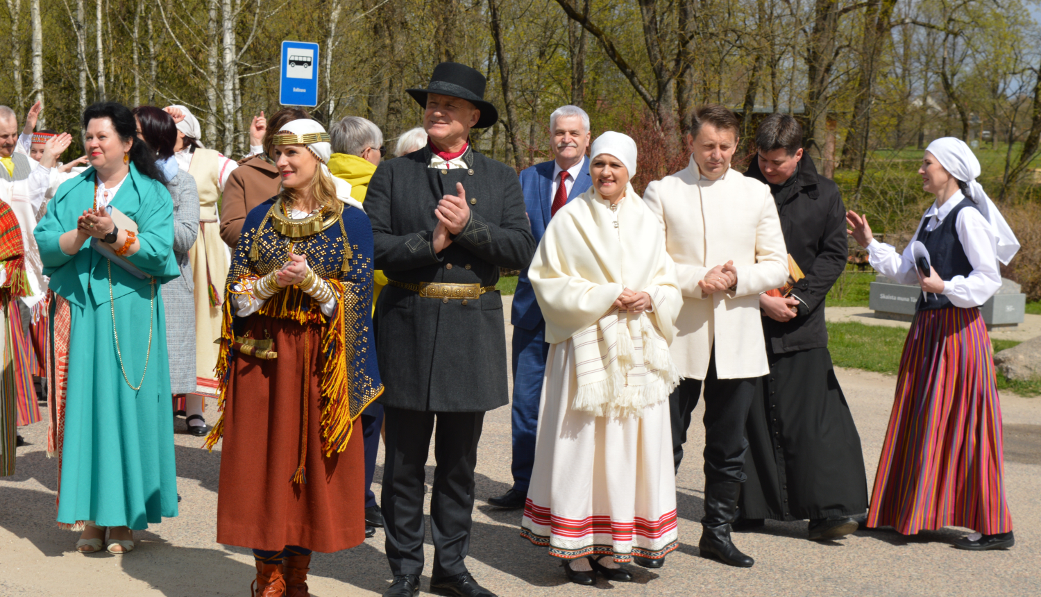 Baltinavā, ar kultūras ministra dalību, svinīgos pasākumos godina tautas tērpus