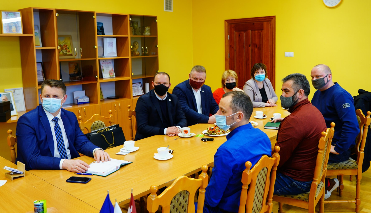 Latvijas Futbola federācijas vadība viesojas Balvos