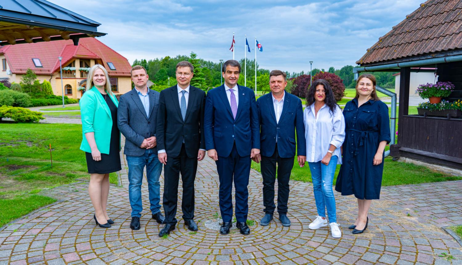 Balvu novadu apmeklē Eiropas Komisijas priekšsēdētājas izpildvietnieks