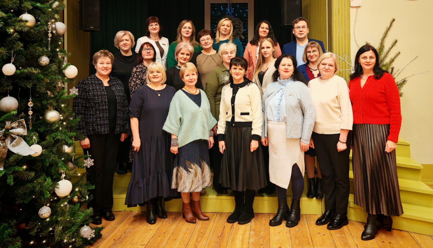 Balvu novada izglītības iestāžu vadītāji un Izglītības pārvaldes darbinieki Kocēnu pamatskolā